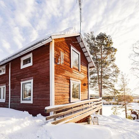 Kalix Riverside Inn, Farm Timbering Dış mekan fotoğraf