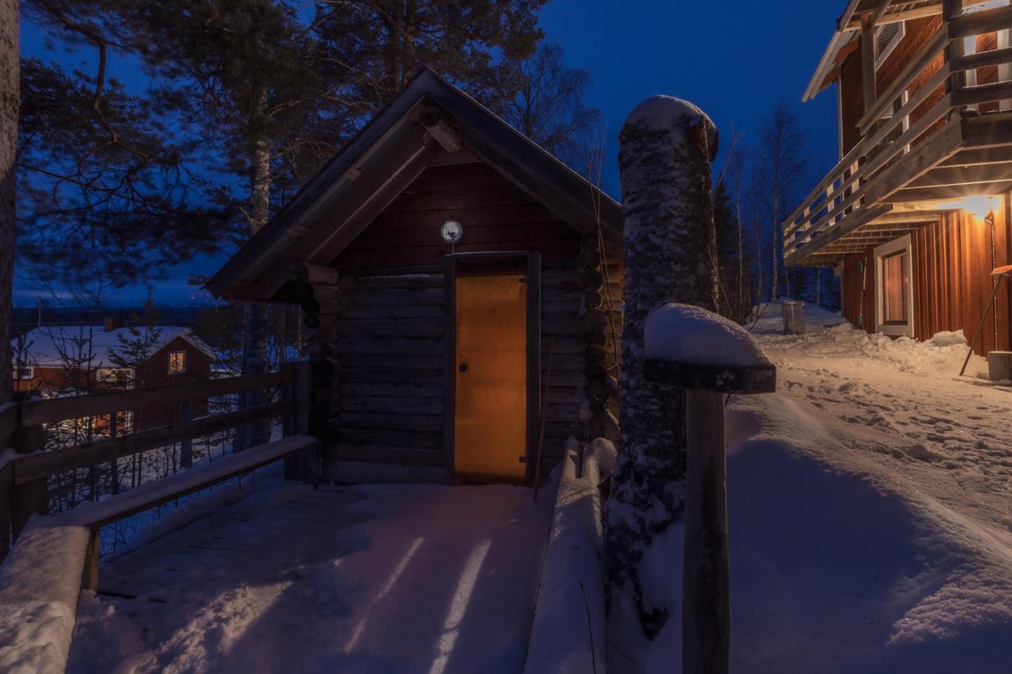 Kalix Riverside Inn, Farm Timbering Dış mekan fotoğraf